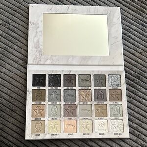 Jeffrey Star Cremated eyeshadow palette